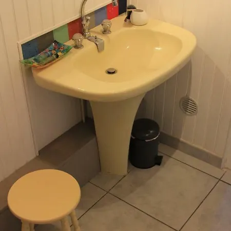 Gasthuis Cozy Et Salon De 60 M2 Au Coeur De La Cite Cordes-sur-Ciel