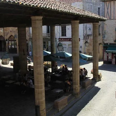 Guest house Cozy Et Salon De 60 M2 Au Coeur De La Cite Cordes-sur-Ciel