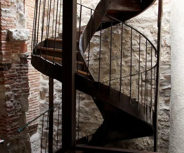 Pensionat Cozy Et Salon De 60 M2 Au Coeur De La Cite