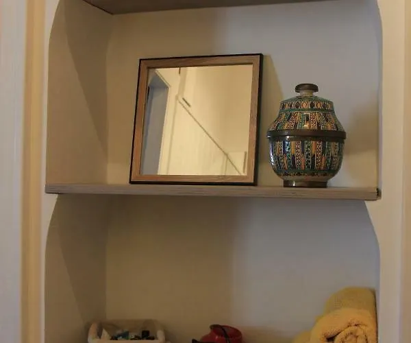 Cozy Et Salon De 60 M2 Au Coeur De La Cite Pensionat Cordes Sur Ciel